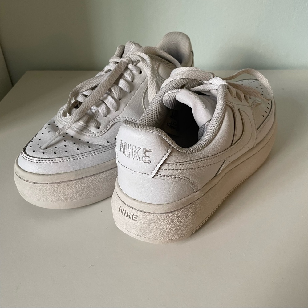 Nike Court Vision Alta | Size 7.5